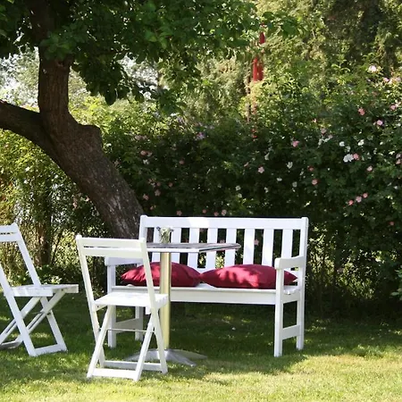 Gutshof Warthe * Warthe (Mecklenburg-Vorpommern)